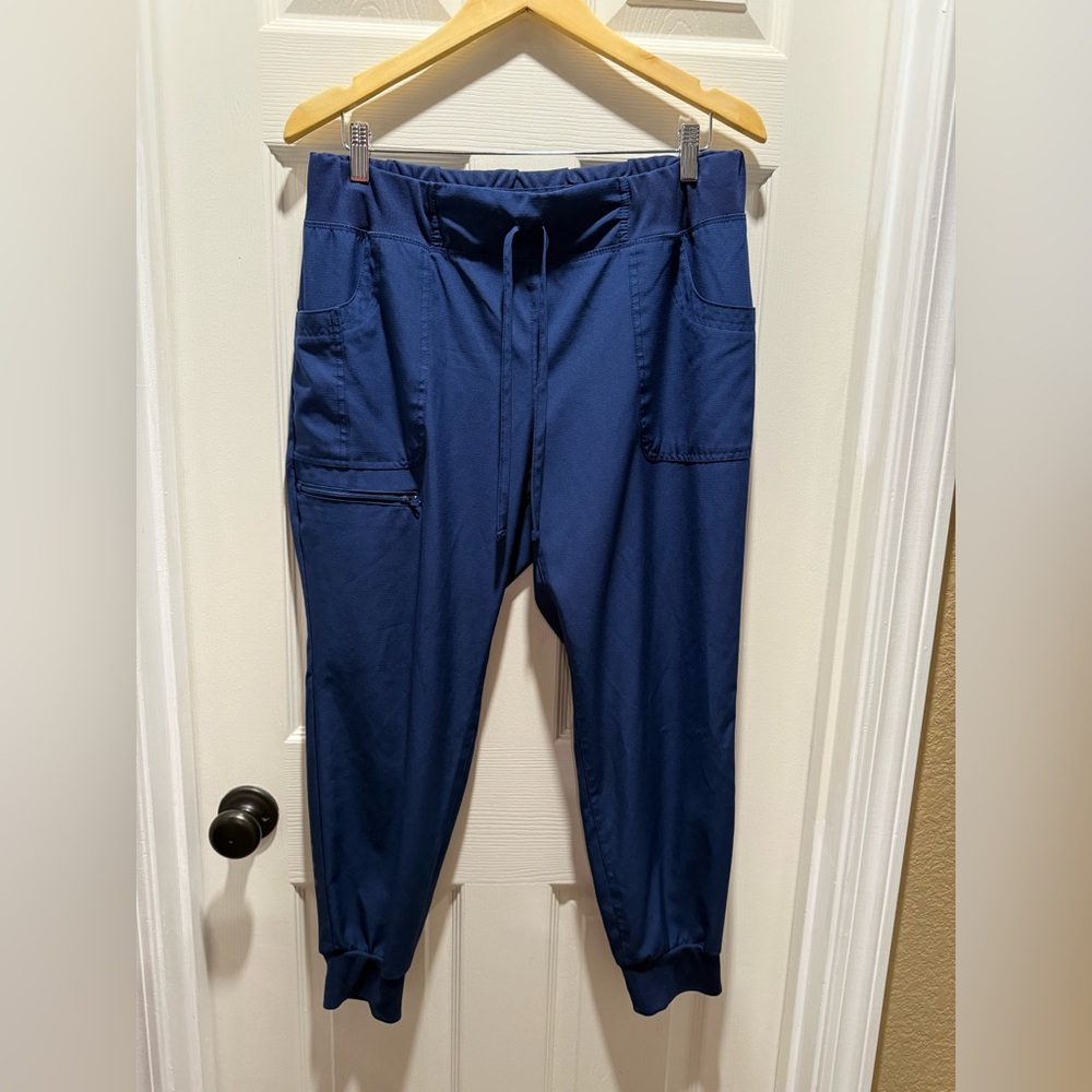 Scrub pants